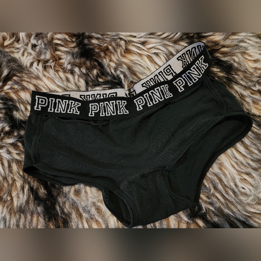 PRE LOVED VS BOYSHORTS 🖤